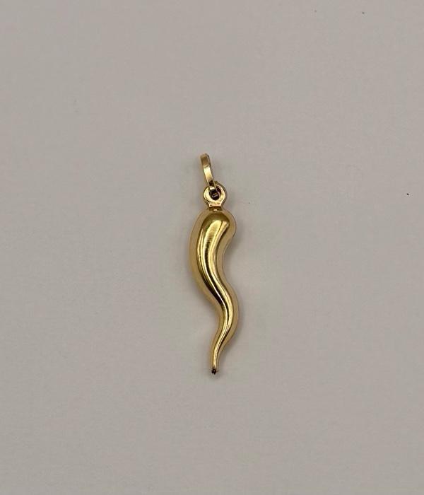 Italian Horn Charm — Eternia Vitta