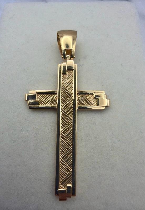 Textured Bar Cross Pendant — Eternia Vitta