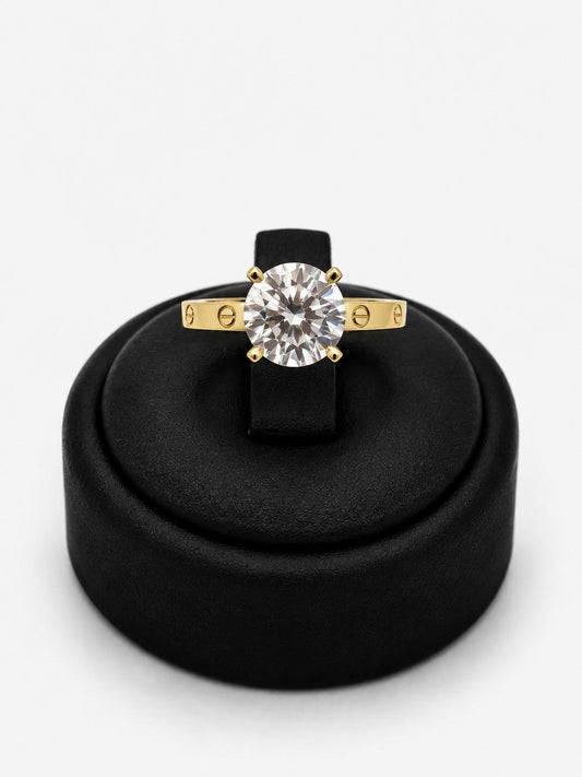 Screw-Motif Solitaire Ring