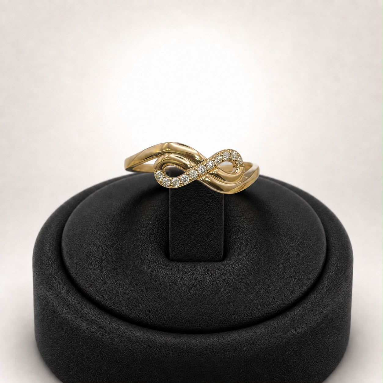 Infinity Ring — Eternia Vitta