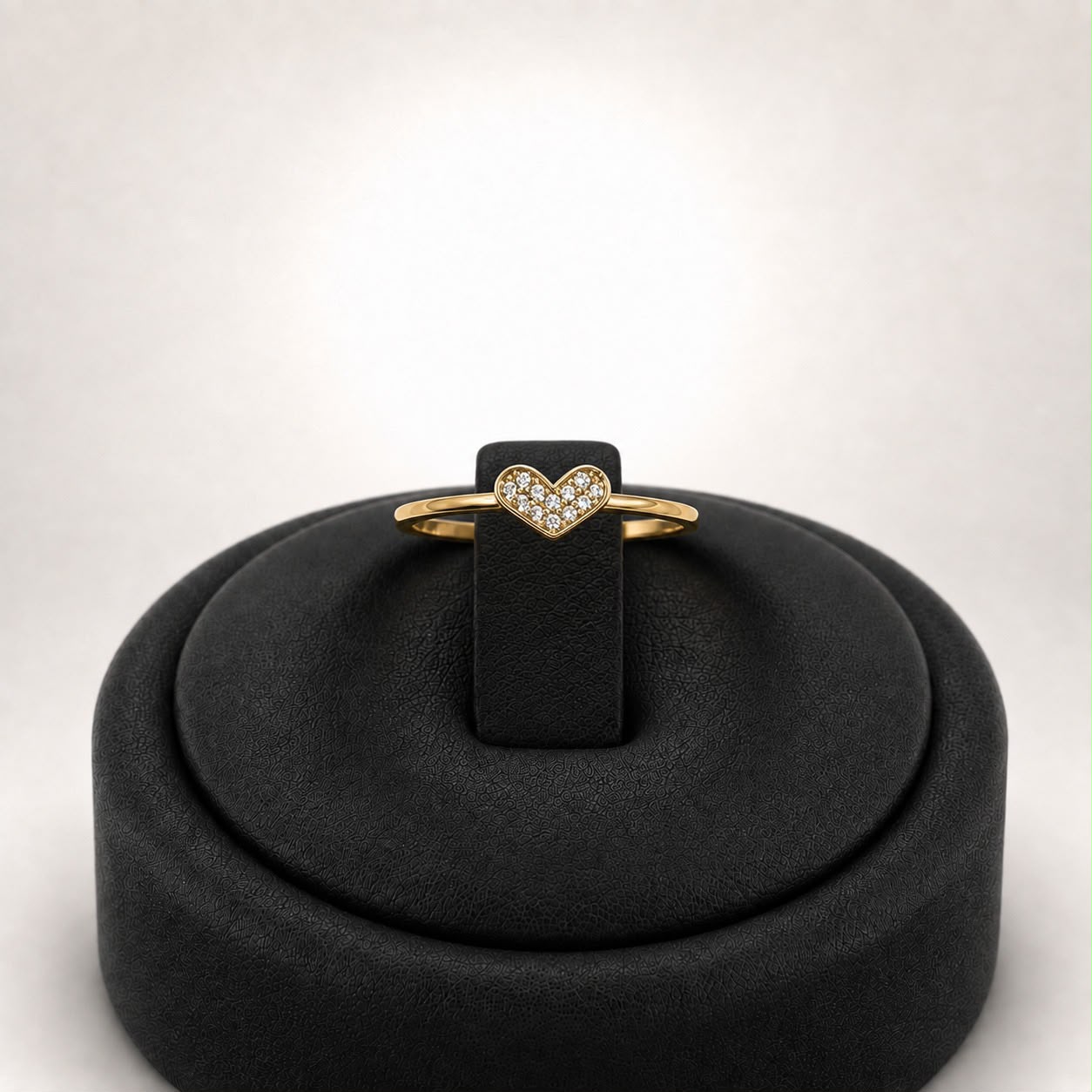 V-Shape Crown Ring — Eternia Vitta